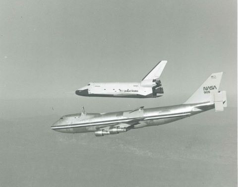 Navette Enterprise larguée par son porteur Boeing-747