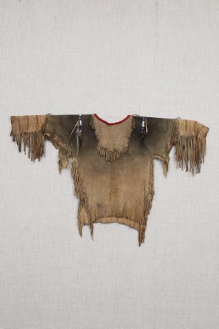 Indiens des Plaines Veste de chef guerrier sioux...
