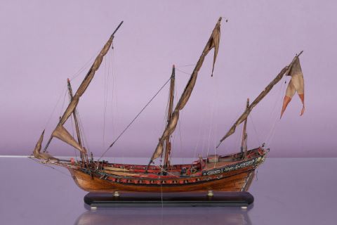 Maquette de chébec fabriquée par des prisonniers français des campagnes…