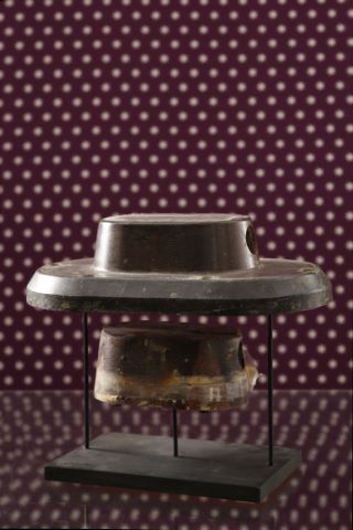 Capot de protection bouclier thermique