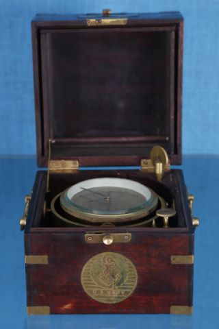 Chronomètre de marine siglé US Navy