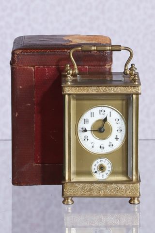 Pendule d'officier de voyage, de taille médium