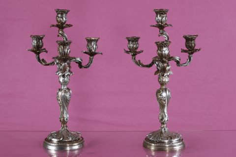 Paire de chandeliers à quatre lumières
