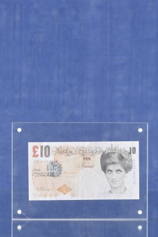 Di-faced Tenner
