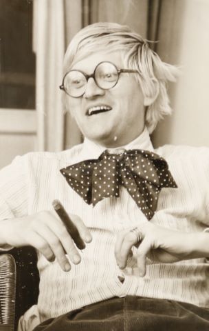 Portrait of an artist chez lui. David Hockney in his…