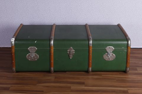 Malle de voyage verte