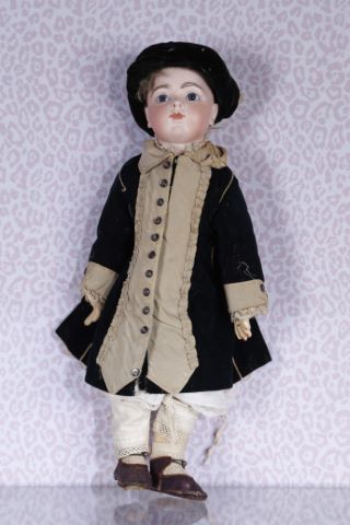 Poupée française