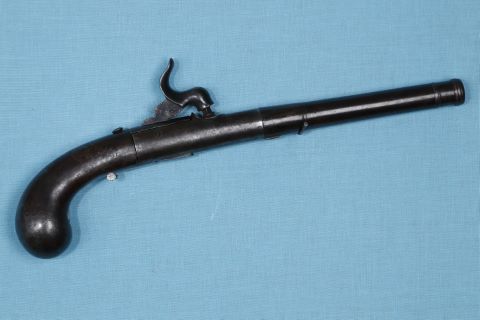 Grand pistolet dit à l'écossaise, converti...