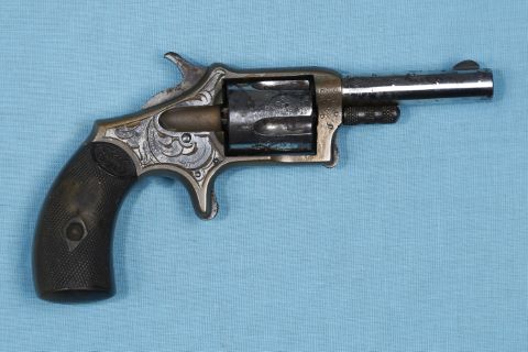 Revolver Pioneer