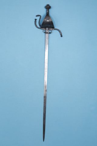 Épée de cavalier dans le style du XVIe siècle