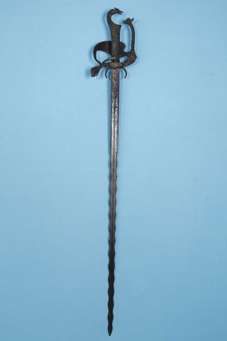Épée dans le style du XVIe siècle