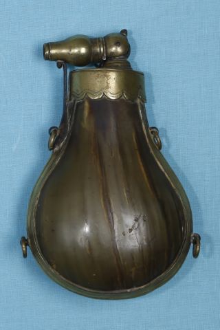 Poire à poudre
