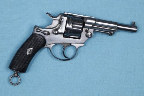 Revolver Chamelot Delvigne, modèle à portière...