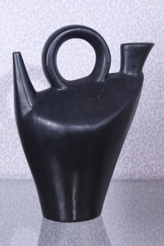 Vase zoomorphe à deux cols