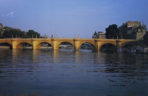 Le Pont-Neuf emballé