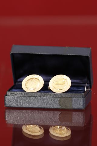 Tiffany & Co. Boutons de manchettes commémorant...
