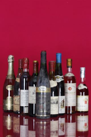 Ensemble de 24 bouteilles
