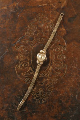 Montre bracelet de dame