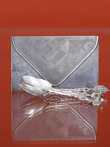 Ensemble en argent 800 ‰ comprenant :