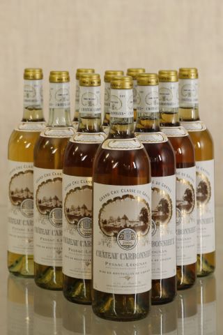Château Carbonnieux blanc, Pessac-Léognan 12...