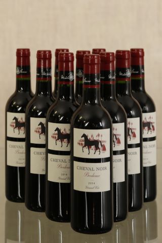 Propriété Mahler Besse, Cheval Noir, Bordeaux 12...