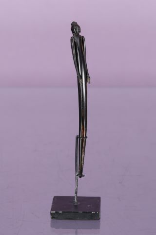 Statuette