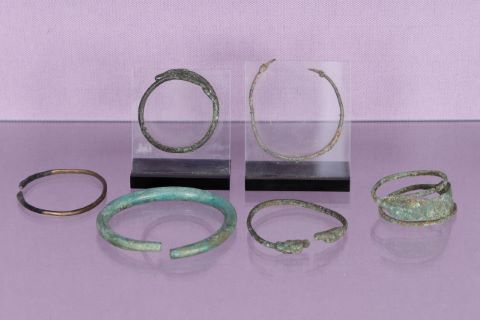 Antique / Dans le goût de Ensemble de 6 bracelets