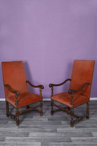 Paire de fauteuils Louis XIII