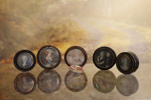Ensemble de 5 boîtes-miniatures rondes