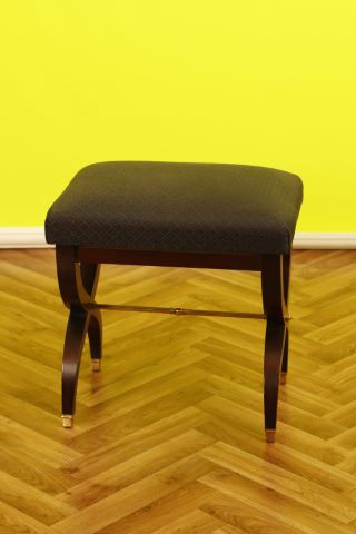 Tabouret repose-pied