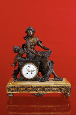 Pendule Vénus et Cupidon