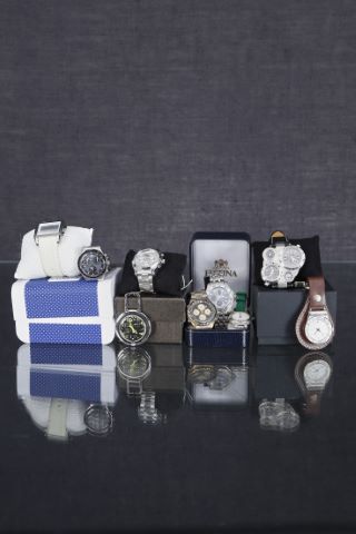 9 montres bracelet d’homme