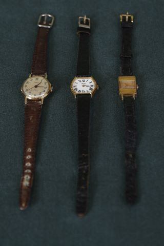 Ensemble de 3 montres de dame