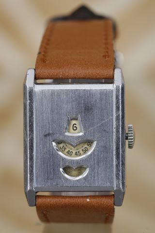 Montre à guichet