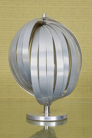 Lampe sphérique spirale