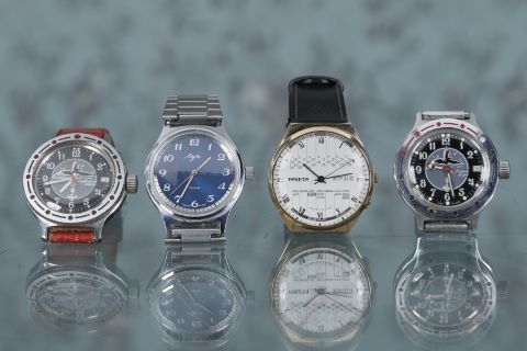 4 montres