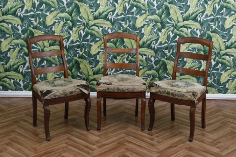 Suite de 3 chaises