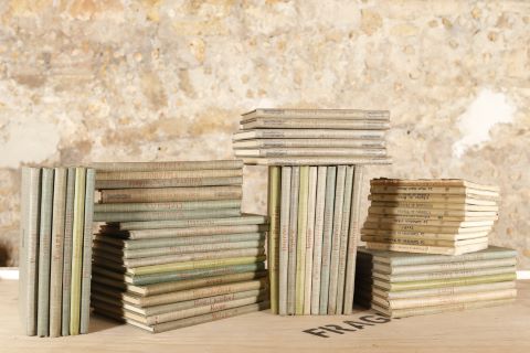 Ensemble de 59 volumes dont :