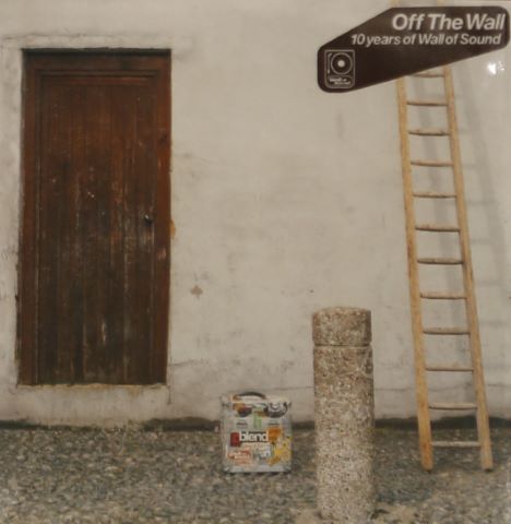 Banksy (né en 1974) Various – Off the wall - 10...