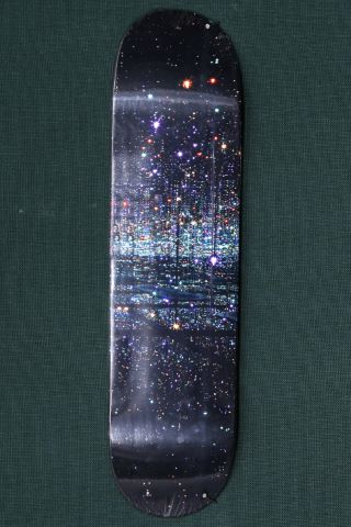 Yayoi Kusama (né en 1929) Skate Infinity Mirrored...