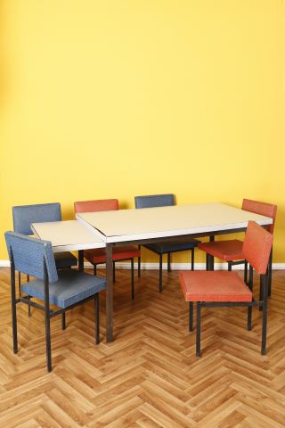Table à rallonge et ses 6 chaises