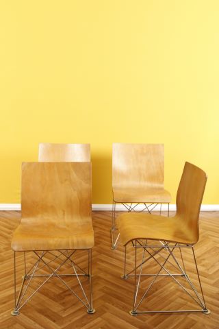8 chaises modèle “Solo”