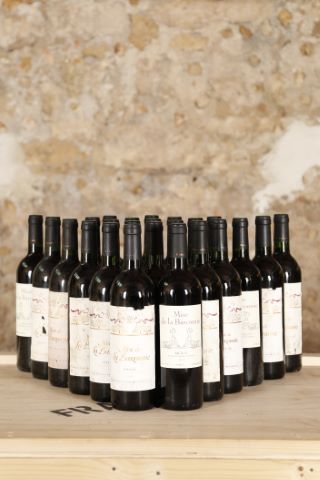Ensemble de 24 bouteilles comprenant :