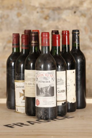 Ensemble de 12 bouteilles comprenant :
