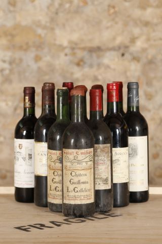 Ensemble de 12 bouteilles comprenant :