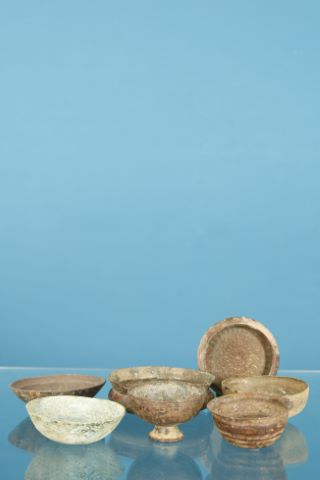 Ensemble de 7 pièces en bronze dont :