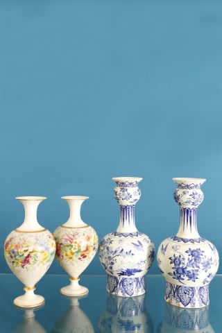 Ensemble en céramique comprenant :