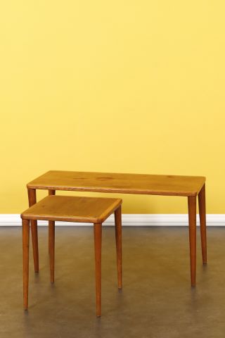 Deux tables