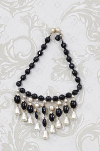 2 colliers fantaisie