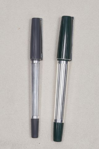 2 stylos à plume, modèle Saint Germain